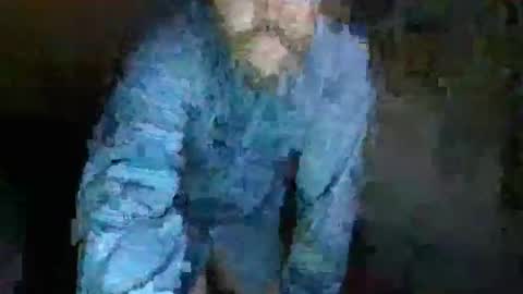 Snapshot of jearnold44 chatting on March 4, 4:38 am jearnold44 online show from March 4, 4:38 am