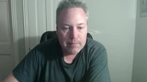 JE online show from May 9, 4:50 am