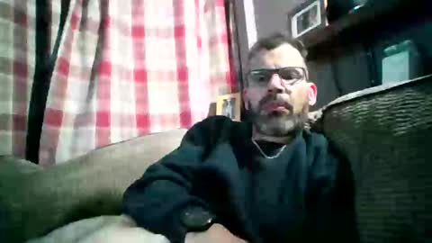Snapshot of jediknight2 chatting on April 28, 9:20 pm Matt online show from April 28, 9:20 pm