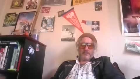 jeepster9 online show from April 3, 7:56 pm