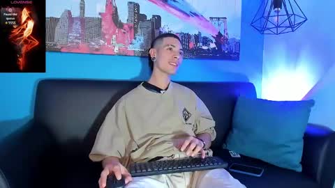 Snapshot of jefer_rick chatting on January 28, 3:47 am Jeff online show from January 28, 3:47 am
