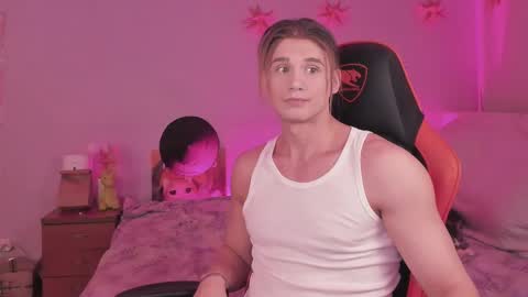 Snapshot of jeff_enigma chatting on February 17, 8:04 pm jeff_enigma online show from February 17, 8:04 pm