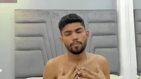 Snapshot of jeff_nick chatting on September 24, 11:35 am Jeff Nick online show from September 24, 11:35 am