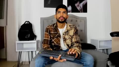 Snapshot of jeff_nick chatting on October 1, 11:49 am Jeff Nick online show from October 1, 11:49 am