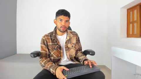 Snapshot of jeff_nick chatting on October 12, 12:26 pm Jeff Nick online show from October 12, 12:26 pm