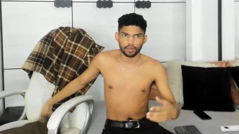 Snapshot of jeff_nick chatting on October 13, 12:05 pm Jeff Nick online show from October 13, 12:05 pm