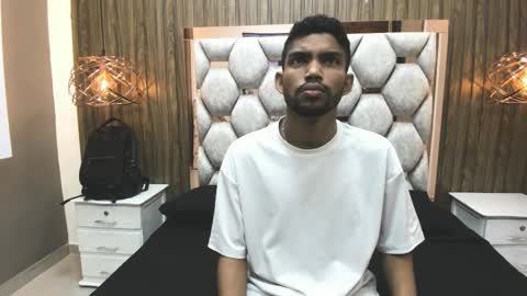 Snapshot of jeff_nick chatting on October 23, 11:20 am Jeff Nick online show from October 23, 11:20 am