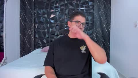 Snapshot of jeffdaltton chatting on October 16, 8:10 pm Jeff online show from October 16, 8:10 pm