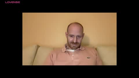 Snapshot of jefffouille51 chatting on April 6, 8:43 pm jefffouille51 online show from April 6, 8:43 pm