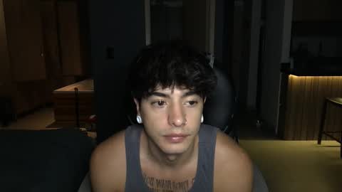 Snapshot of jeffreycoen chatting on November 13, 2:10 am Jeffrey online show from November 13, 2:10 am