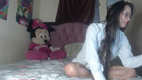 Snapshot of jeiby_sawyer chatting on February 18, 8:43 am Jeiby online show from February 18, 8:43 am