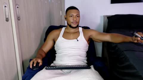 jeicowesst online show from May 5, 8:50 pm
