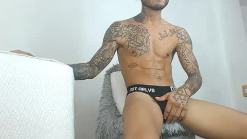 jeilertthh online show from February 7, 1:25 am