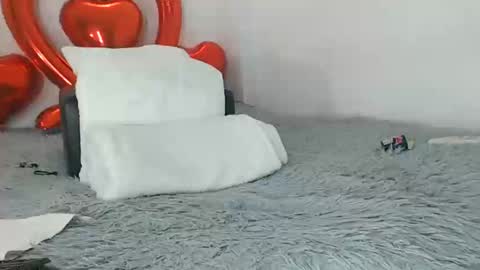 jeilertthh online show from February 13, 9:30 am