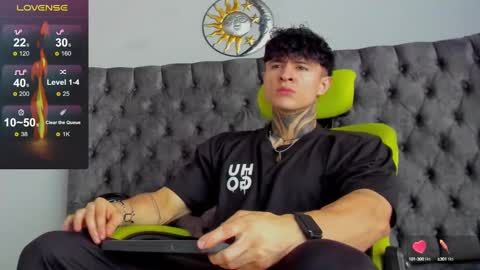 JC online show from January 3, 1:47 pm