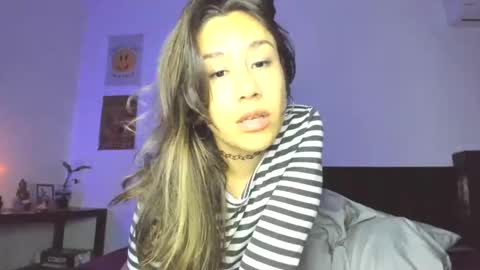Snapshot of jeinsssgreys chatting on December 28, 2:43 am Greys online show from December 28, 2:43 am