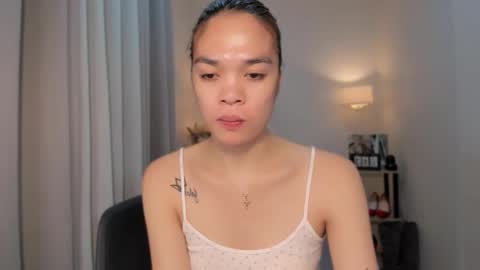 Snapshot of jelaimendoza13 chatting on December 16, 11:37 am jelaimendoza13 online show from December 16, 11:37 am