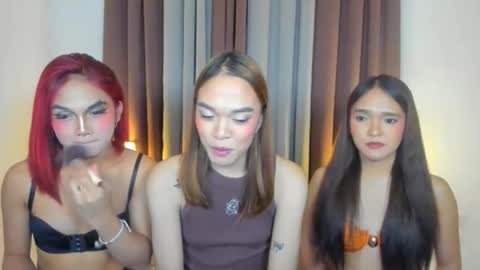 Snapshot of jelaimendoza13 chatting on February 4, 2:56 pm jelaimendoza13 online show from February 4, 2:56 pm