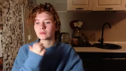 Snapshot of jelly_cherry chatting on April 11, 9:19 pm Emily online show from April 11, 9:19 pm