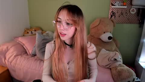 Jelly  online show from May 8, 1:11 am