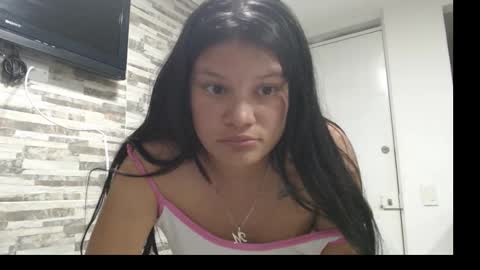 Snapshot of jem_sweet chatting on October 15, 6:46 am Soy Jem online show from October 15, 6:46 am