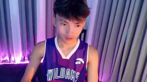 jemart_urnaughtboy online show from May 9, 10:37 pm