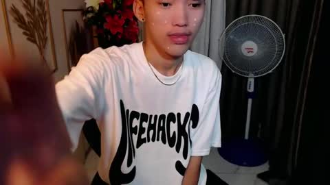 jemart_urnaughtboy online show from July 15, 10:53 am