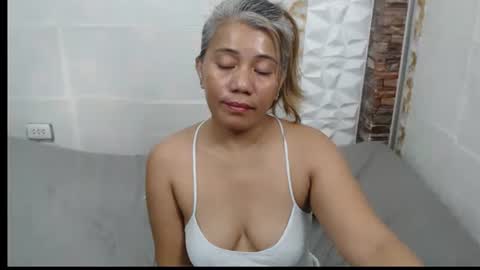 Jem online show from May 1, 9:52 pm