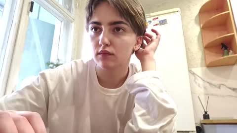 Snapshot of jenedobie chatting on February 19, 11:17 am Jene online show from February 19, 11:17 am