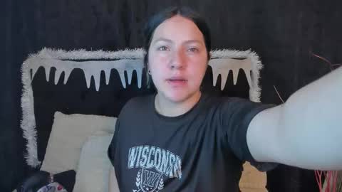 jeniferpowell_nm online show from November 26, 7:37 pm