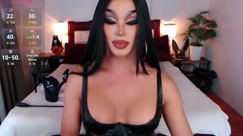 Queen Jenifer online show from May 9, 12:16 am