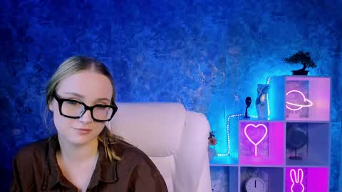 Jenny online show from May 15, 4:36 pm