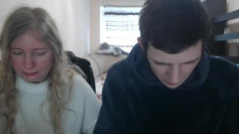 JenisAndPeter online show from March 1, 7:19 am