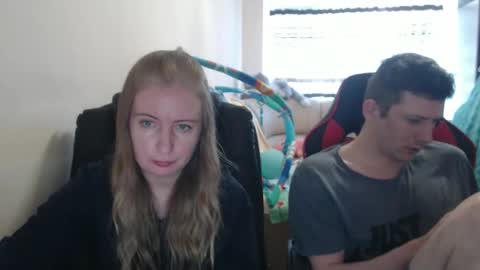 JenisAndPeter online show from September 21, 8:05 am