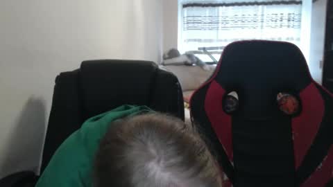 JenisAndPeter online show from October 20, 6:03 am