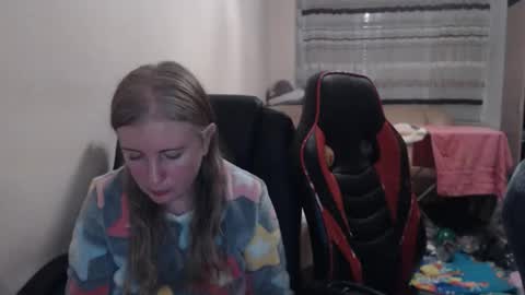 JenisAndPeter online show from November 25, 7:14 pm