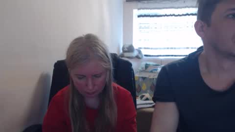 JenisAndPeter online show from May 6, 7:35 am