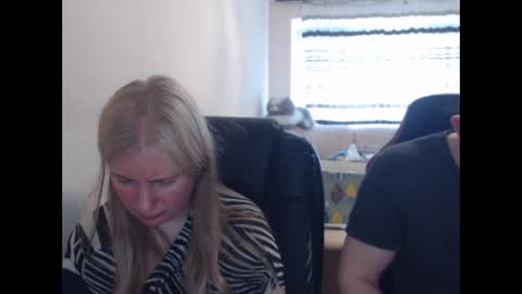 JenisAndPeter online show from May 11, 3:07 pm
