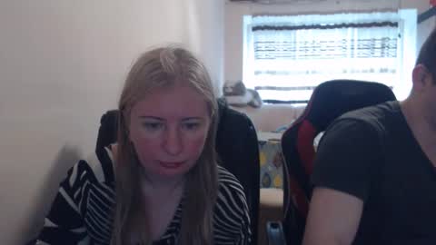 JenisAndPeter online show from May 13, 5:27 am