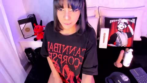 Jenn kitty online show from January 19, 1:43 am