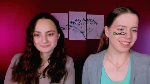 Snapshot of jenna_elayne chatting on December 18, 9:37 am jenna_elayne online show from December 18, 9:37 am