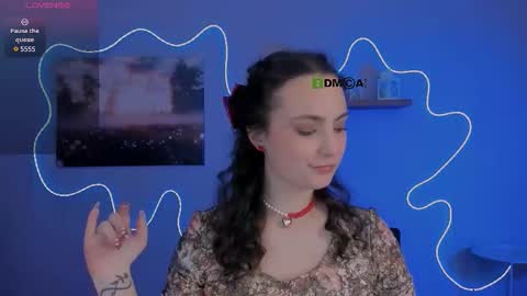 Snapshot of jenna_elayne chatting on February 14, 9:06 am jenna_elayne online show from February 14, 9:06 am