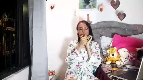  Isabella  online show from November 3, 5:09 am