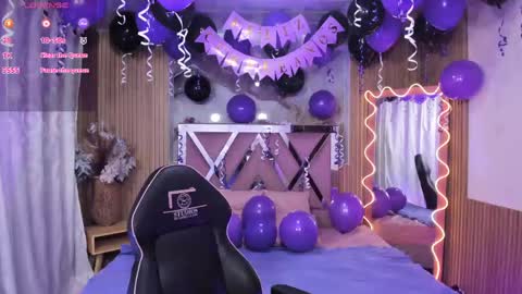 jenna_tay1 online show from May 8, 8:03 pm