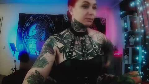 Mrs. Jenna online show from May 17, 1:36 am