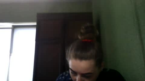 Snapshot of jennamolbertyy chatting on June 25, 2:43 pm JennaMolbertyy online show from June 25, 2:43 pm