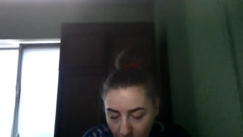 Snapshot of jennamolbertyy chatting on June 26, 3:27 pm JennaMolbertyy online show from June 26, 3:27 pm