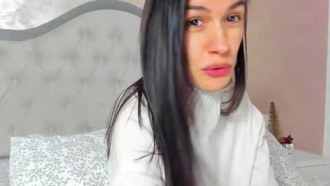 JennaMyers online show from December 16, 8:14 pm