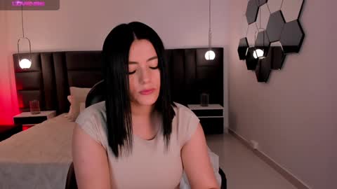 Jenna Olson  online show from January 30, 6:54 pm