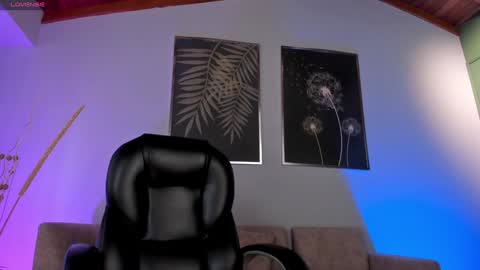 Jenna Olson  online show from February 3, 6:39 pm